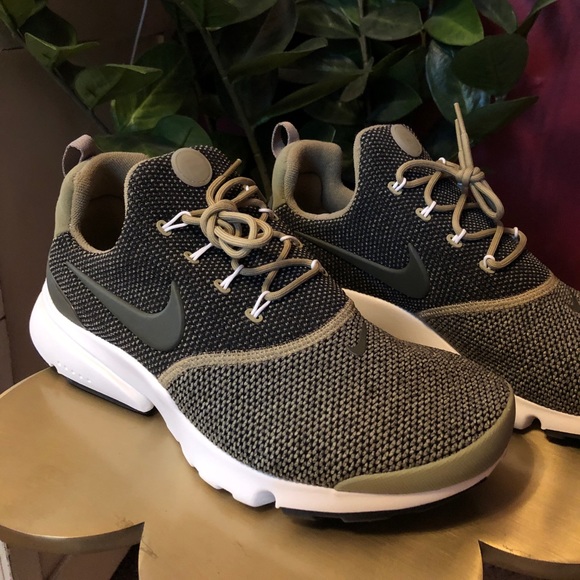 Nike presto fly, tennis shoes! - Picture 1 of 6